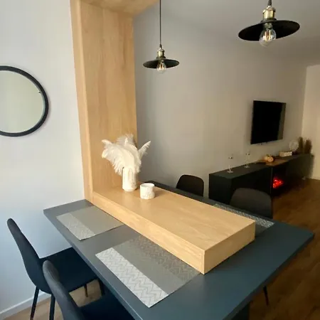 Zabeel Apartment